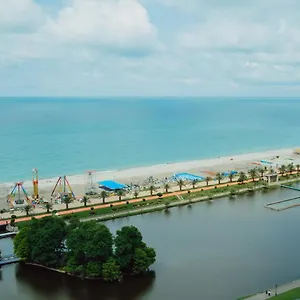 Апартаменты Nuage - 1st Line Sea View, Батуми